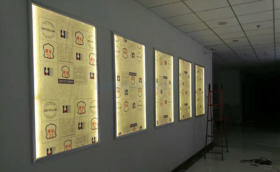 點(diǎn)餐燈箱(圖1)